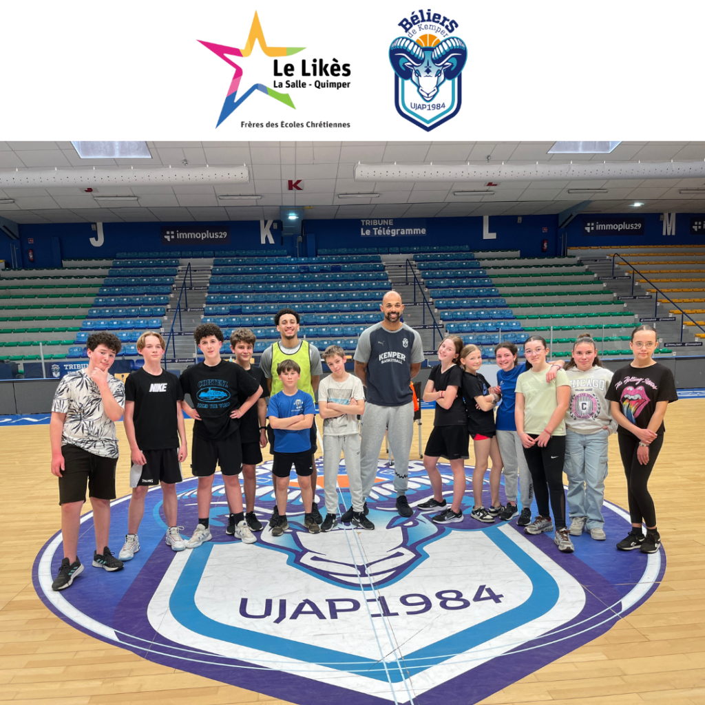 <strong>Les élèves de 5èmes bilingues ont rencontré les basketteurs de l’UJAP Kemper</strong>